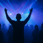 Sortir en rave seul : le guide pour depasser la peur et vivre la meilleure soiree de ta vie