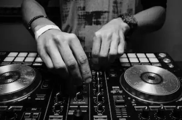 Input High Fidelity Dance Club a Barcelone